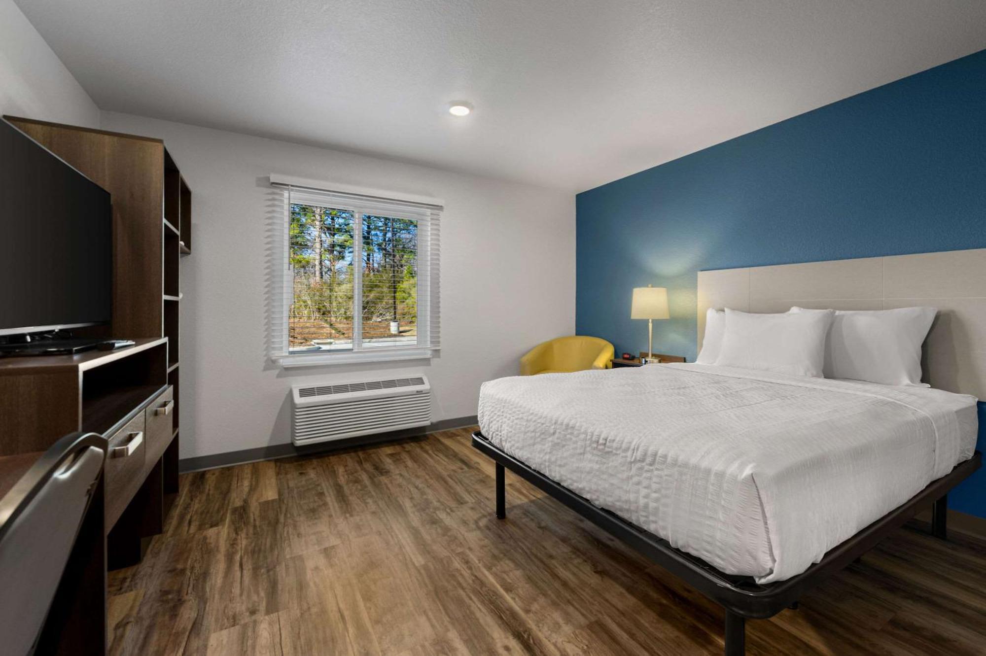 Woodspring Suites Yorktown นิวพอร์ตนิวส์ ภายนอก รูปภาพ