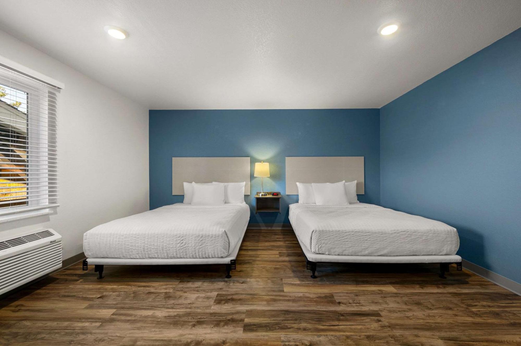 Woodspring Suites Yorktown นิวพอร์ตนิวส์ ภายนอก รูปภาพ
