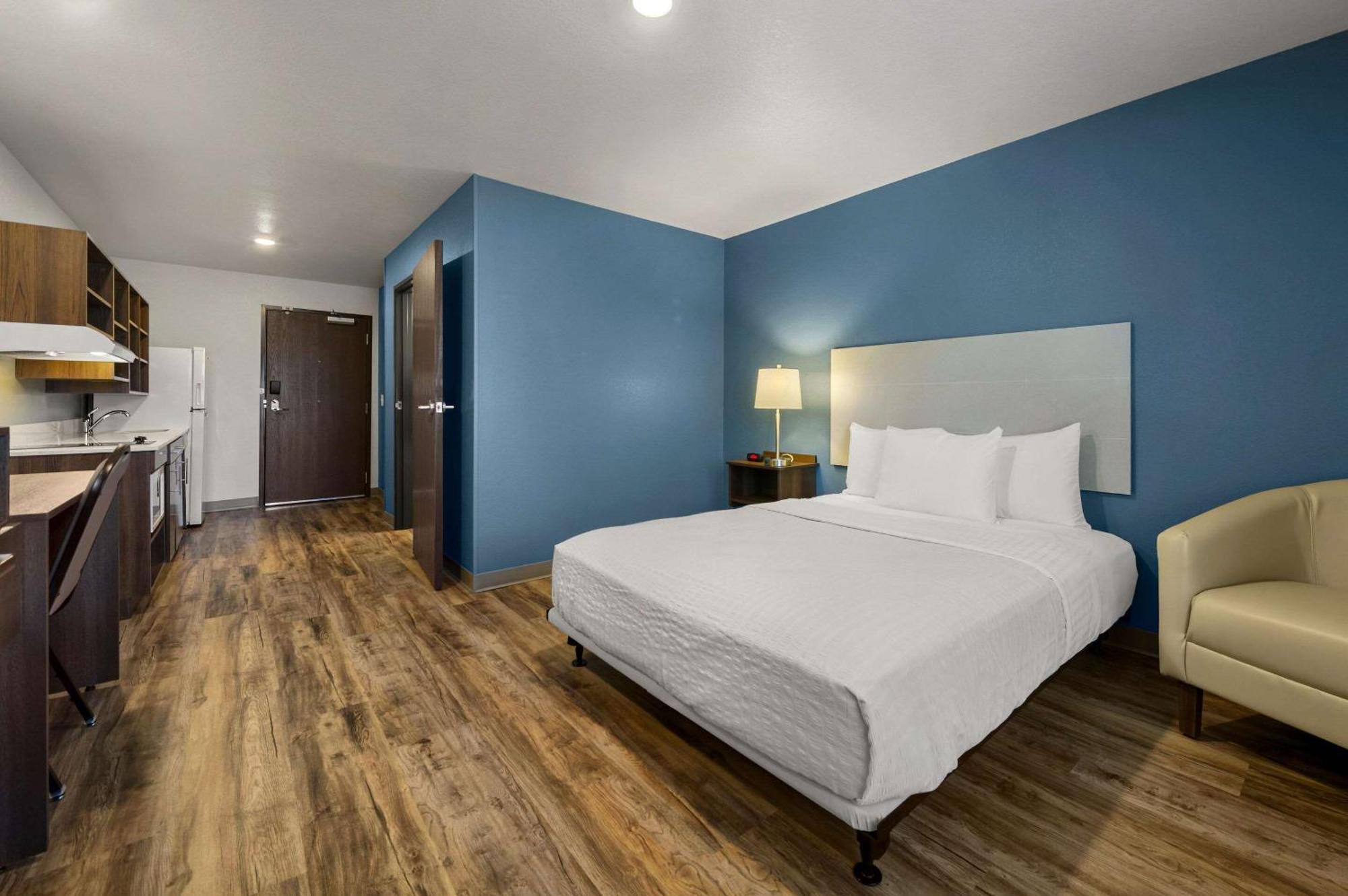 Woodspring Suites Yorktown นิวพอร์ตนิวส์ ภายนอก รูปภาพ